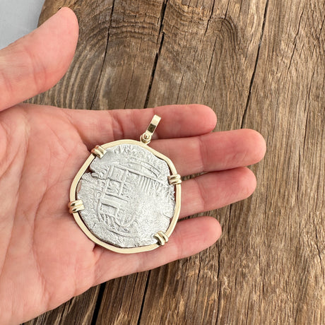 Atocha Shipwreck Coin Pendant in 14k, Grade 2, 8 Reales #85A-184710