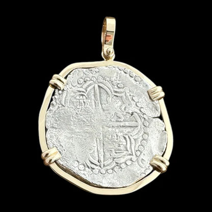 Atocha Shipwreck Coin Pendant in 14k, Grade 2, 8 Reales #85A-184710