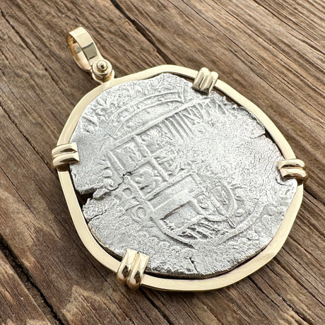 Atocha Shipwreck Coin Pendant in 14k, Grade 2, 8 Reales #85A-184710